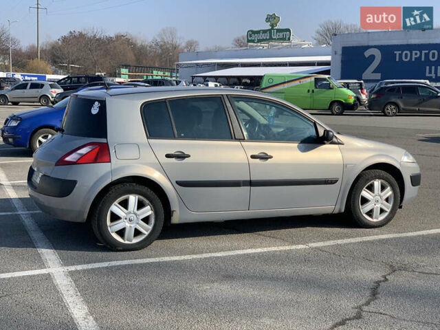 Сірий Рено Меган, об'ємом двигуна 1.4 л та пробігом 175 тис. км за 3000 $, фото 1 на Automoto.ua