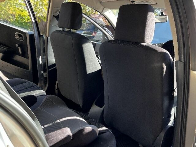 Серый Рено Меган, объемом двигателя 1.6 л и пробегом 245 тыс. км за 3000 $, фото 11 на Automoto.ua