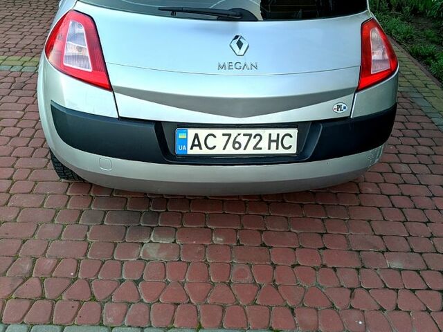 Рено Меган 2005 в Луцке на Automoto.ua Серый Рено Меган, объемом двигателя 1.6 л и пробегом 240 тыс. км за 3500 $, фото 3 на Automoto.ua