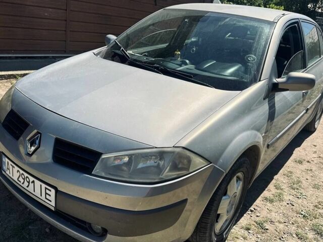 Сірий Рено Меган, об'ємом двигуна 1.5 л та пробігом 300 тис. км за 4401 $, фото 4 на Automoto.ua