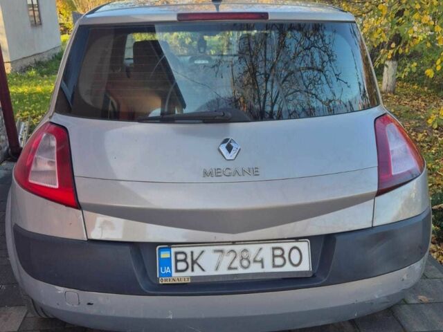 Серый Рено Меган, объемом двигателя 1.4 л и пробегом 234 тыс. км за 3000 $, фото 3 на Automoto.ua