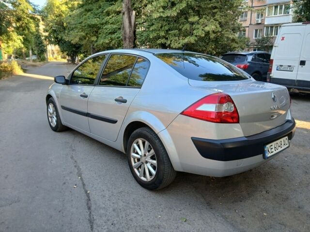 Сірий Рено Меган, об'ємом двигуна 1.4 л та пробігом 135 тис. км за 4600 $, фото 2 на Automoto.ua