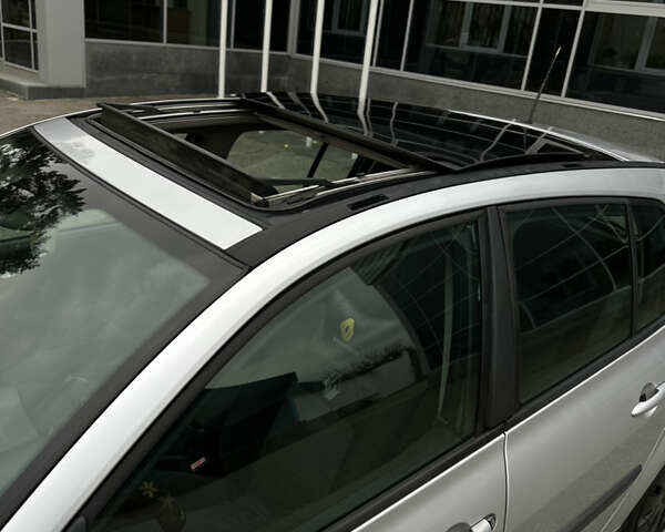 Серый Рено Меган, объемом двигателя 1.9 л и пробегом 310 тыс. км за 4500 $, фото 6 на Automoto.ua