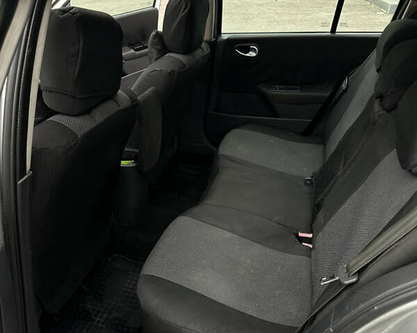 Серый Рено Меган, объемом двигателя 1.9 л и пробегом 310 тыс. км за 4500 $, фото 7 на Automoto.ua