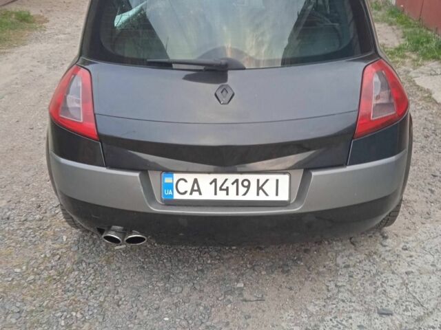 Серый Рено Меган, объемом двигателя 1.6 л и пробегом 222 тыс. км за 4200 $, фото 4 на Automoto.ua