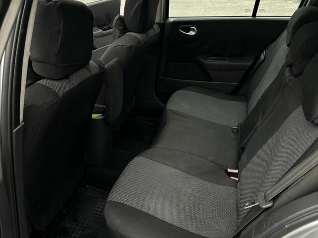 Серый Рено Меган, объемом двигателя 1.9 л и пробегом 310 тыс. км за 4500 $, фото 5 на Automoto.ua