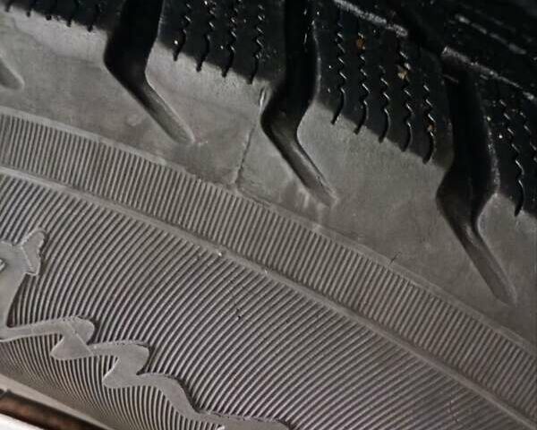 Рено Меган 2006 в Снятине на Automoto.ua Серый Рено Меган, объемом двигателя 1.46 л и пробегом 181 тыс. км за 4900 $, фото 18 на Automoto.ua