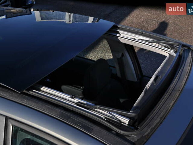 Рено Меган 2006 в Киеве на Automoto.ua Серый Рено Меган, объемом двигателя 1.6 л и пробегом 185 тыс. км за 6300 $, фото 54 на Automoto.ua