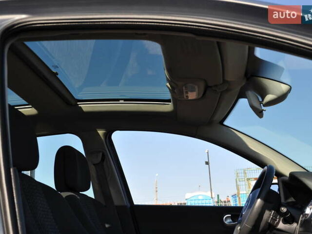 Рено Меган 2006 в Киеве на Automoto.ua Серый Рено Меган, объемом двигателя 1.6 л и пробегом 185 тыс. км за 6300 $, фото 28 на Automoto.ua