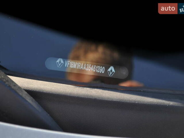 Рено Меган 2006 в Киеве на Automoto.ua Серый Рено Меган, объемом двигателя 1.6 л и пробегом 185 тыс. км за 6300 $, фото 62 на Automoto.ua