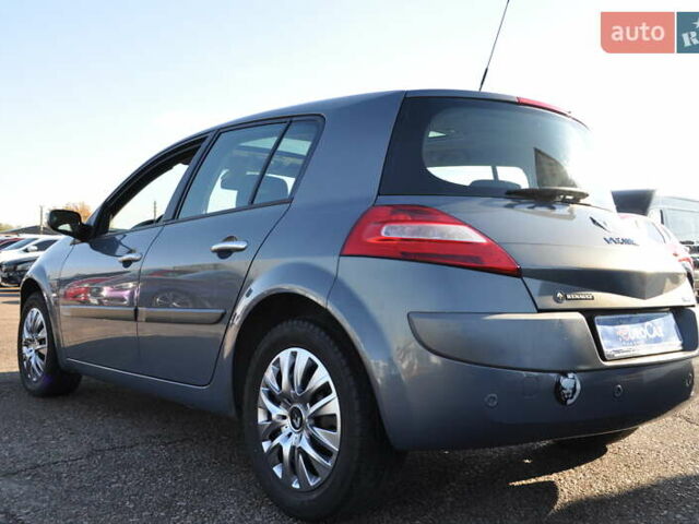 Рено Меган 2006 в Киеве на Automoto.ua Серый Рено Меган, объемом двигателя 1.6 л и пробегом 185 тыс. км за 6300 $, фото 14 на Automoto.ua