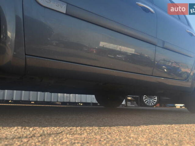 Рено Меган 2006 в Киеве на Automoto.ua Серый Рено Меган, объемом двигателя 1.6 л и пробегом 185 тыс. км за 6300 $, фото 11 на Automoto.ua