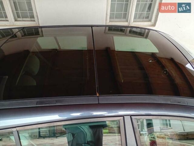 Рено Меган 2006 в Снятине на Automoto.ua Серый Рено Меган, объемом двигателя 1.46 л и пробегом 181 тыс. км за 4900 $, фото 19 на Automoto.ua