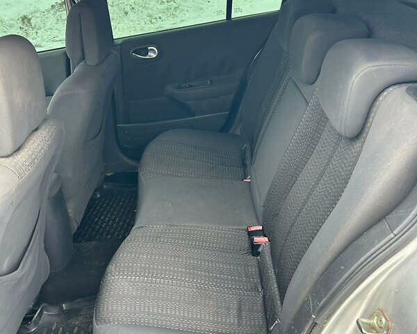 Серый Рено Меган, объемом двигателя 1.6 л и пробегом 267 тыс. км за 3499 $, фото 11 на Automoto.ua