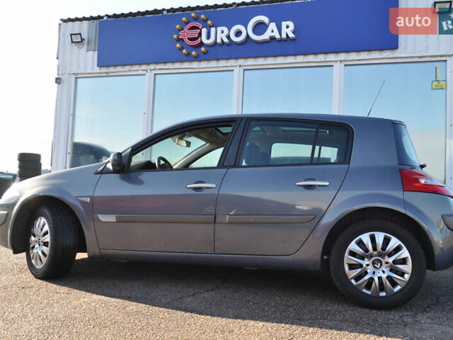 Рено Меган 2006 в Киеве на Automoto.ua Серый Рено Меган, объемом двигателя 1.6 л и пробегом 185 тыс. км за 6300 $, фото 12 на Automoto.ua