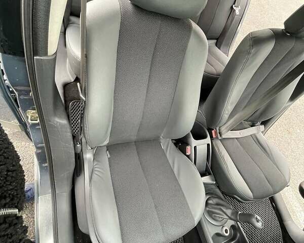 Сірий Рено Меган, об'ємом двигуна 1.39 л та пробігом 353 тис. км за 4300 $, фото 19 на Automoto.ua