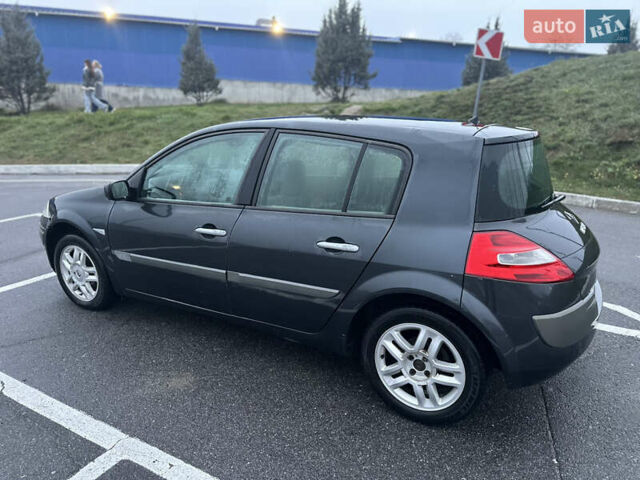 Серый Рено Меган, объемом двигателя 1.46 л и пробегом 327 тыс. км за 3700 $, фото 4 на Automoto.ua