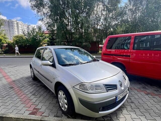 Сірий Рено Меган, об'ємом двигуна 1.6 л та пробігом 214 тис. км за 4100 $, фото 2 на Automoto.ua