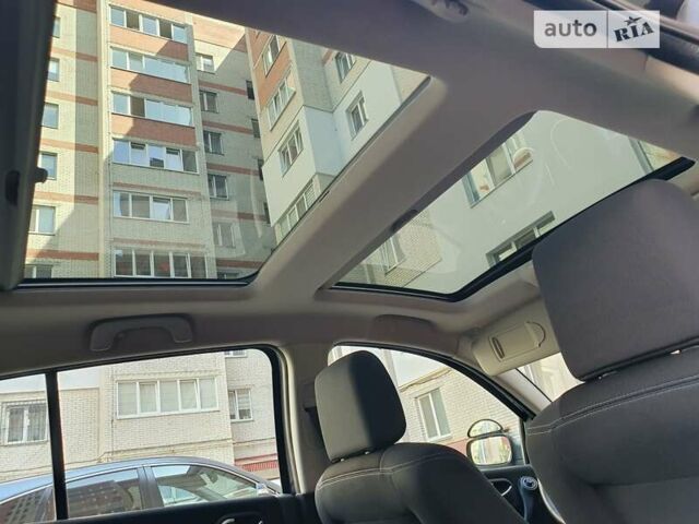 Серый Рено Меган, объемом двигателя 1.6 л и пробегом 182 тыс. км за 5600 $, фото 25 на Automoto.ua