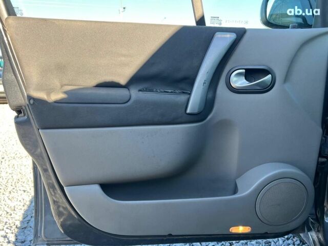 Сірий Рено Меган, об'ємом двигуна 2 л та пробігом 286 тис. км за 5790 $, фото 14 на Automoto.ua