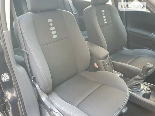 Серый Рено Меган, объемом двигателя 1.6 л и пробегом 182 тыс. км за 5600 $, фото 22 на Automoto.ua