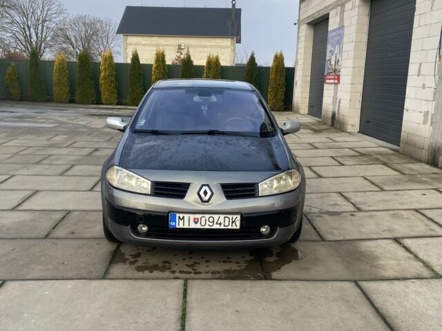 Серый Рено Меган, объемом двигателя 1.5 л и пробегом 235 тыс. км за 1600 $, фото 1 на Automoto.ua