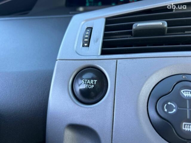 Сірий Рено Меган, об'ємом двигуна 2 л та пробігом 286 тис. км за 5790 $, фото 27 на Automoto.ua