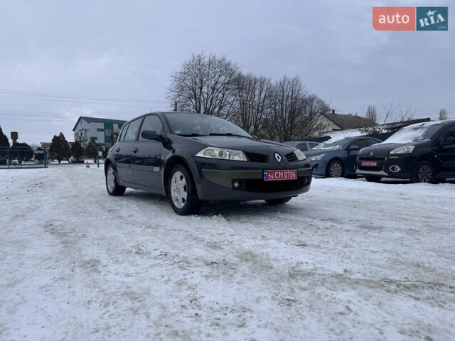 Сірий Рено Меган, об'ємом двигуна 1.6 л та пробігом 242 тис. км за 5750 $, фото 5 на Automoto.ua