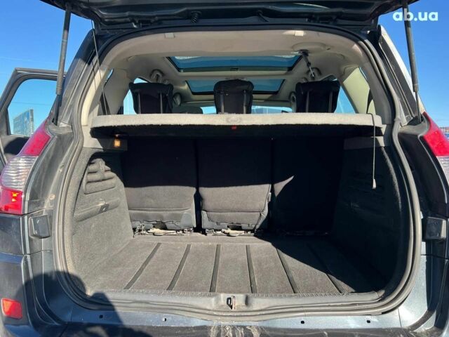 Сірий Рено Меган, об'ємом двигуна 2 л та пробігом 286 тис. км за 5790 $, фото 39 на Automoto.ua