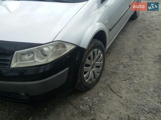 Серый Рено Меган, объемом двигателя 1.87 л и пробегом 300 тыс. км за 3500 $, фото 1 на Automoto.ua