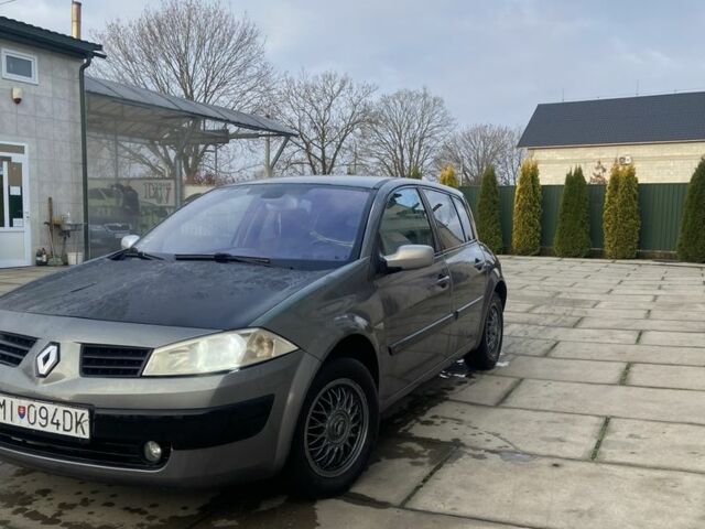 Серый Рено Меган, объемом двигателя 1.5 л и пробегом 235 тыс. км за 1600 $, фото 10 на Automoto.ua