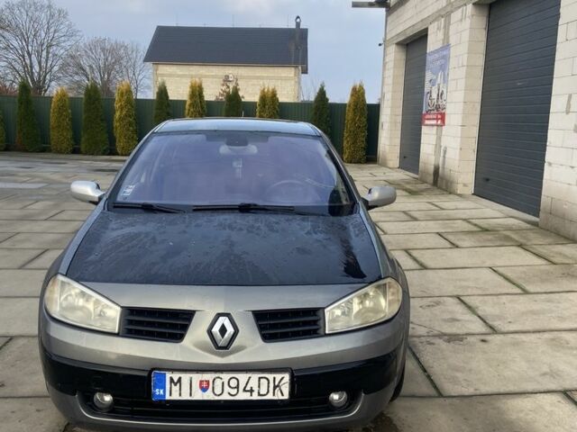 Серый Рено Меган, объемом двигателя 1.5 л и пробегом 235 тыс. км за 1600 $, фото 6 на Automoto.ua