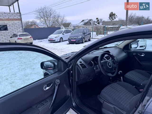 Сірий Рено Меган, об'ємом двигуна 1.6 л та пробігом 242 тис. км за 5750 $, фото 30 на Automoto.ua