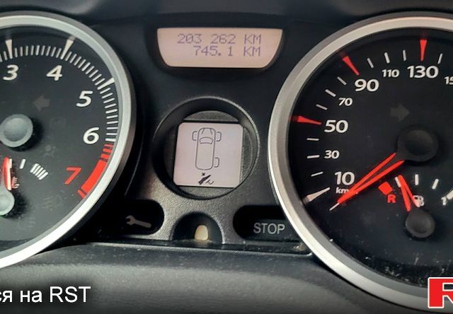 Серый Рено Меган, объемом двигателя 1.6 л и пробегом 204 тыс. км за 3800 $, фото 5 на Automoto.ua