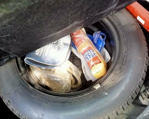 Серый Рено Меган, объемом двигателя 1.6 л и пробегом 277 тыс. км за 4600 $, фото 10 на Automoto.ua