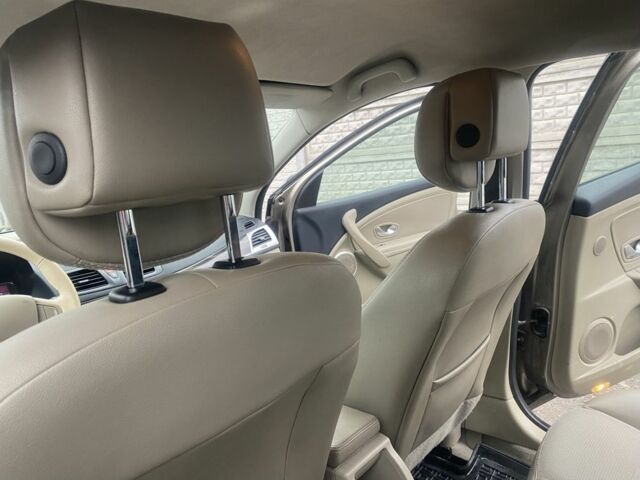 Сірий Рено Меган, об'ємом двигуна 1.5 л та пробігом 230 тис. км за 7000 $, фото 7 на Automoto.ua