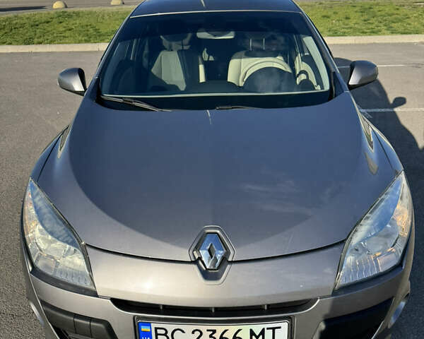 Серый Рено Меган, объемом двигателя 1.9 л и пробегом 238 тыс. км за 5400 $, фото 25 на Automoto.ua