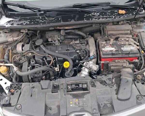 Серый Рено Меган, объемом двигателя 1.9 л и пробегом 350 тыс. км за 3950 $, фото 4 на Automoto.ua