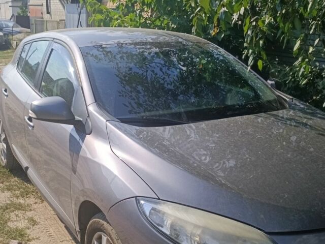 Сірий Рено Меган, об'ємом двигуна 1.5 л та пробігом 263 тис. км за 5000 $, фото 3 на Automoto.ua