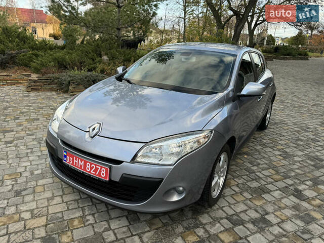 Серый Рено Меган, объемом двигателя 1.6 л и пробегом 153 тыс. км за 7650 $, фото 6 на Automoto.ua