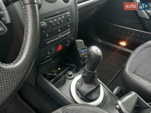 Серый Рено Меган, объемом двигателя 1.6 л и пробегом 224 тыс. км за 5200 $, фото 15 на Automoto.ua