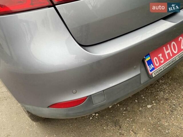 Сірий Рено Меган, об'ємом двигуна 1.6 л та пробігом 203 тис. км за 7450 $, фото 3 на Automoto.ua