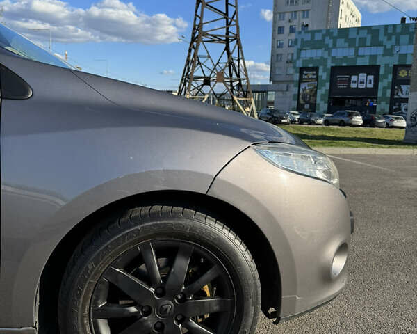 Серый Рено Меган, объемом двигателя 1.9 л и пробегом 238 тыс. км за 5400 $, фото 13 на Automoto.ua