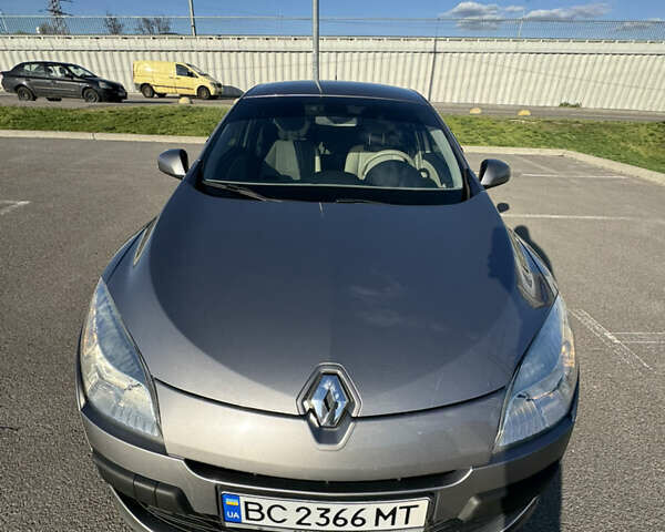 Серый Рено Меган, объемом двигателя 1.9 л и пробегом 238 тыс. км за 5400 $, фото 22 на Automoto.ua