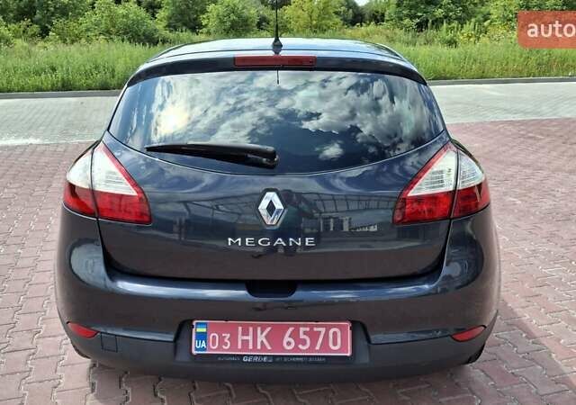 Серый Рено Меган, объемом двигателя 1.6 л и пробегом 191 тыс. км за 5900 $, фото 5 на Automoto.ua