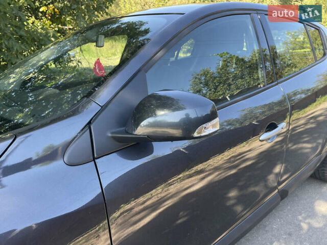 Сірий Рено Меган, об'ємом двигуна 1.5 л та пробігом 270 тис. км за 5800 $, фото 29 на Automoto.ua