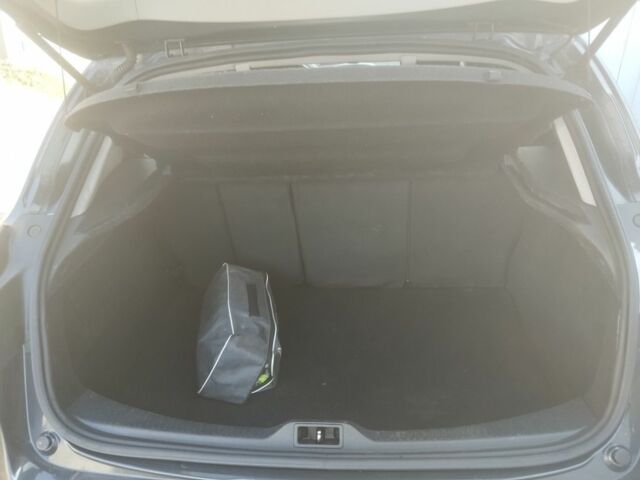 Серый Рено Меган, объемом двигателя 1.5 л и пробегом 330 тыс. км за 6000 $, фото 5 на Automoto.ua