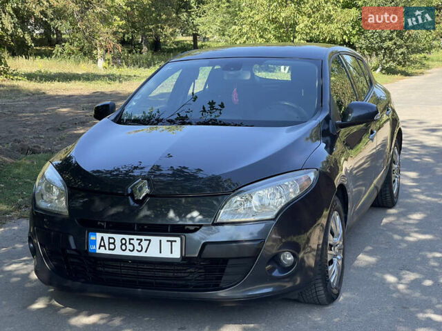 Сірий Рено Меган, об'ємом двигуна 1.5 л та пробігом 270 тис. км за 5800 $, фото 4 на Automoto.ua