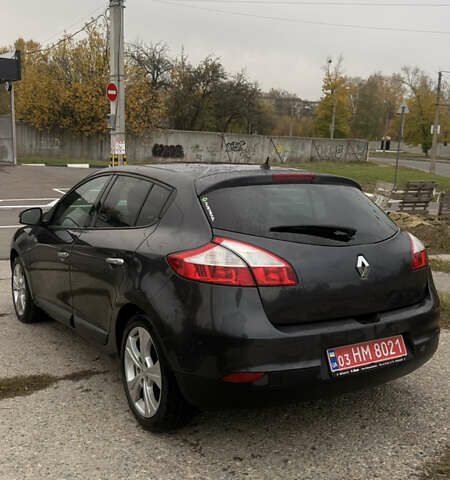 Рено Меган 2008 в Харькове на Automoto.ua Серый Рено Меган, объемом двигателя 1.6 л и пробегом 192 тыс. км за 6000 $, фото 5 на Automoto.ua