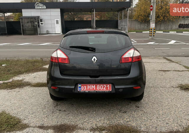 Рено Меган 2008 в Харькове на Automoto.ua Серый Рено Меган, объемом двигателя 1.6 л и пробегом 192 тыс. км за 6000 $, фото 3 на Automoto.ua